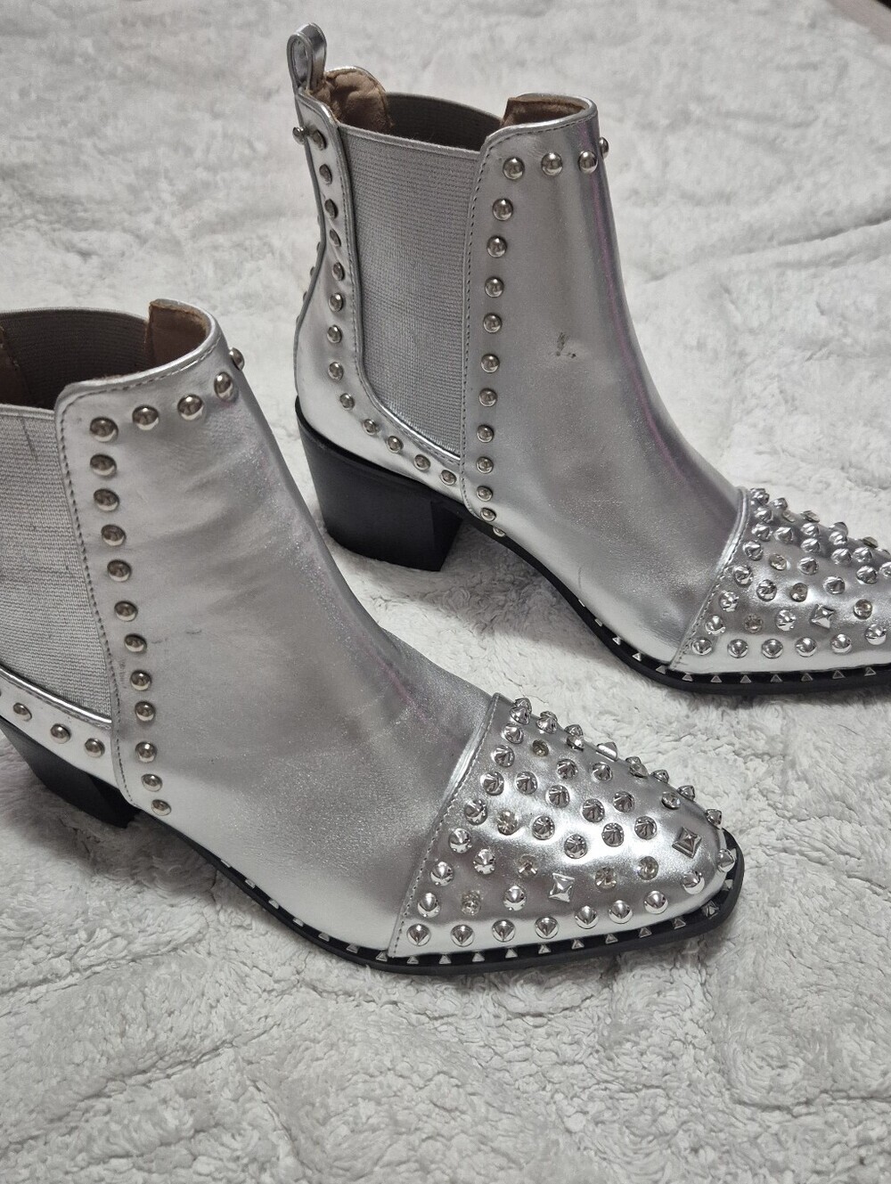 Chase + Chloe Silver Studded Chelsea Booties Size:5.5